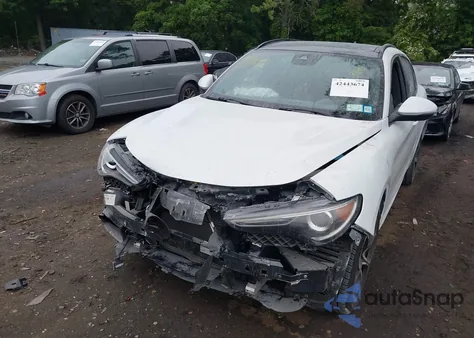 2021 Alfa Romeo Stelvio Ti/Ti Lusso/Ti Sport/Ti Sport Carbon из США, поврежденный, VIN ZASPAKBN0M7D03493